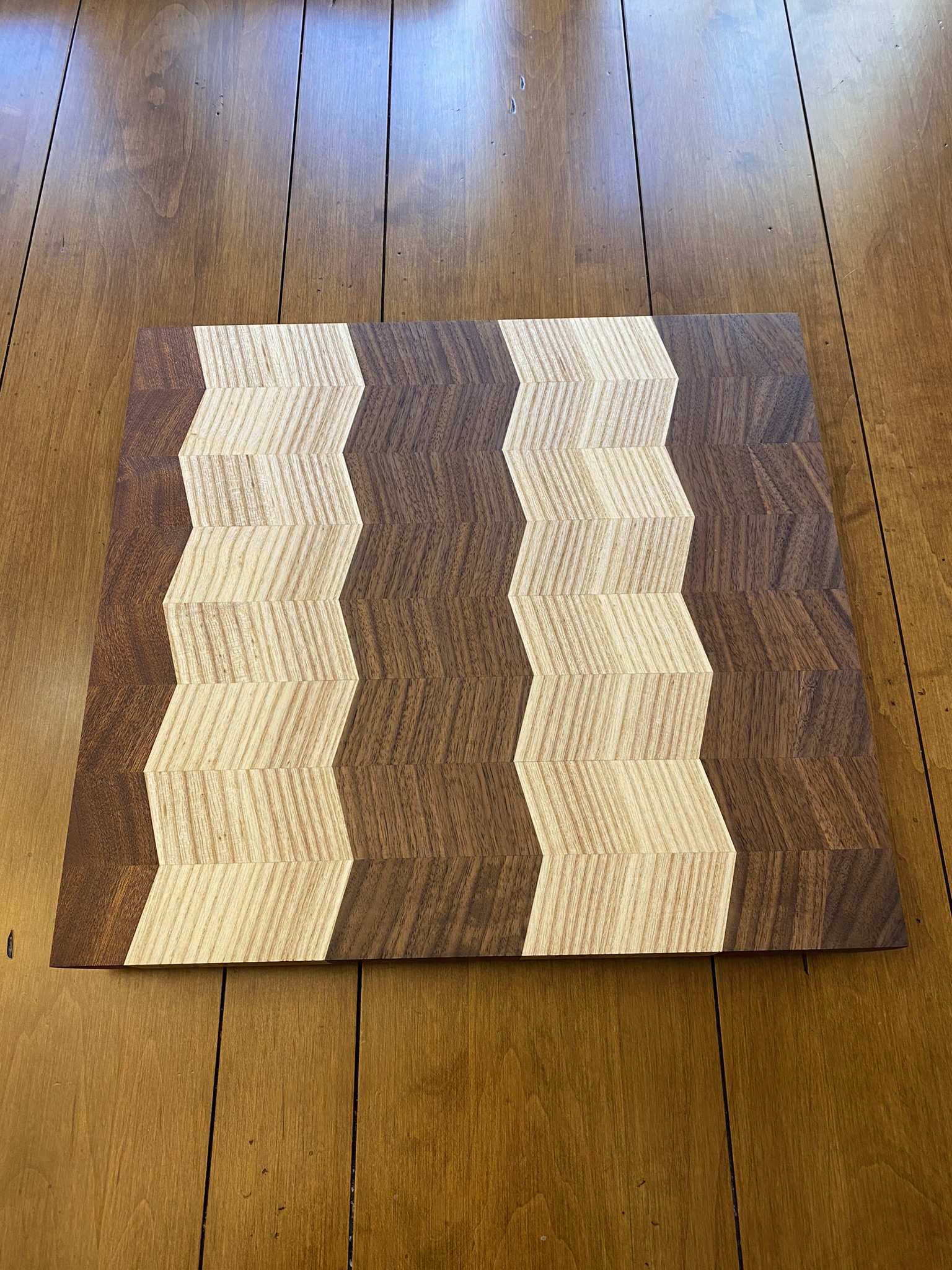 Stair Step End Grain Board
